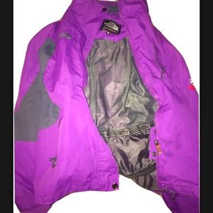 The north face summit series medium sized coat